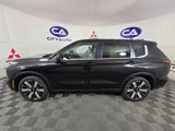 New 2025 Mitsubishi Outlander SE image 4