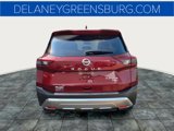 Used 2021 Nissan Rogue Platinum image 4