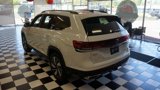 Certified 2025 Volkswagen Atlas SE image 5
