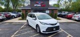 Used 2022 Toyota Sienna LE image 2