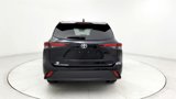Used 2024 Toyota Highlander XLE image 3