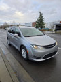 Used 2017 Chrysler Pacifica Touring-L image 3