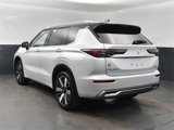 New 2025 Mitsubishi Outlander SEL image 3