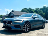 Used 2020 Volvo S60 T6 Momentum image 2