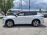 New 2025 Mitsubishi Outlander SEL image 4