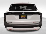 Used 2025 Nissan Kicks SR image 4