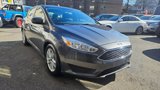 Used 2018 Ford Focus SE image 3