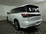 New 2025 INFINITI QX80 Luxe image 5