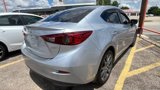 Used 2018 MAZDA MAZDA3 Touring image 4