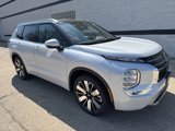 New 2025 Mitsubishi Outlander SEL image 2