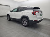 Used 2023 GMC Terrain SLT image 3