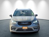 Used 2022 Chrysler Pacifica Touring-L image 3