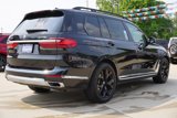 Used 2022 BMW X7 xDrive40i w/ Premium Package image 3