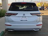 New 2025 Mitsubishi Outlander SE image 3