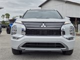 New 2025 Mitsubishi Outlander SEL image 2