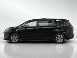 Used 2024 Toyota Sienna Platinum image 2