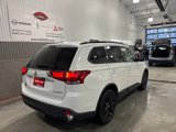 Used 2018 Mitsubishi Outlander LE image 3