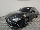 Used 2024 Lexus ES 300h w/ Premium Package image 4