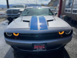 Used 2015 Dodge Challenger SXT image 3