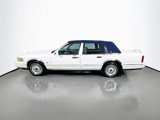 Used 1996 Lincoln Town Car Signature image 4