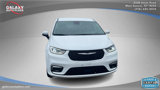 Used 2023 Chrysler Pacifica Touring-L image 3