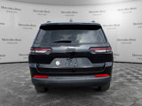 Used 2024 Jeep Grand Cherokee L Laredo image 4