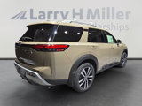 New 2025 Nissan Pathfinder Platinum image 5