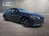 Used 2024 Nissan Altima 2.5 SR image 2