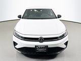 Used 2025 Volkswagen Jetta Sport image 2