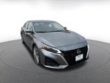 Used 2024 Nissan Altima 2.5 SL image 3