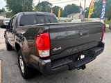 Used 2020 Toyota Tacoma SR5 image 3