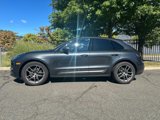 Certified 2025 Porsche Macan image 2