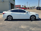 Used 2021 Nissan Altima 2.5 SV w/ SV Premium Package image 2