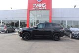 Used 2023 Jeep Grand Cherokee Altitude image 2