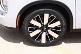 New 2025 Mitsubishi Outlander SE image 2