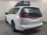New 2025 Chrysler Pacifica Select image 5
