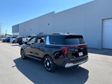 New 2025 Kia Carnival EX image 5