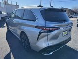Certified 2023 Toyota Sienna XSE image 5