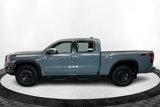 New 2025 Nissan Frontier PRO-4X w/ Pro Convenience Package image 2