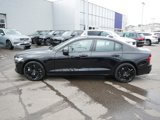 Used 2022 Volvo S60 T8 R-Design w/ Advanced Package image 3