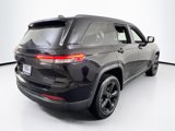 Used 2022 Jeep Grand Cherokee Altitude image 5