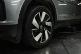 Used 2024 Volkswagen Atlas Cross Sport SE image 3