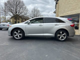 Used 2011 Toyota Venza AWD image 2