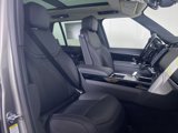 New 2025 Land Rover Range Rover SE image 3