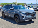 New 2025 Volkswagen Atlas SE image 3