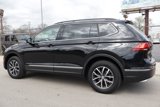 Used 2020 Volkswagen Tiguan SE w/ Panoramic Sunroof Package image 6