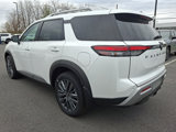 New 2025 Nissan Pathfinder SL w/ SL Premium Package image 3