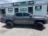 Used 2016 Toyota Tacoma TRD Off-Road image 2