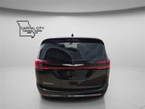 New 2025 Chrysler Pacifica Select image 6