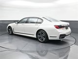 Used 2022 BMW 750i xDrive w/ M Sport Package image 6